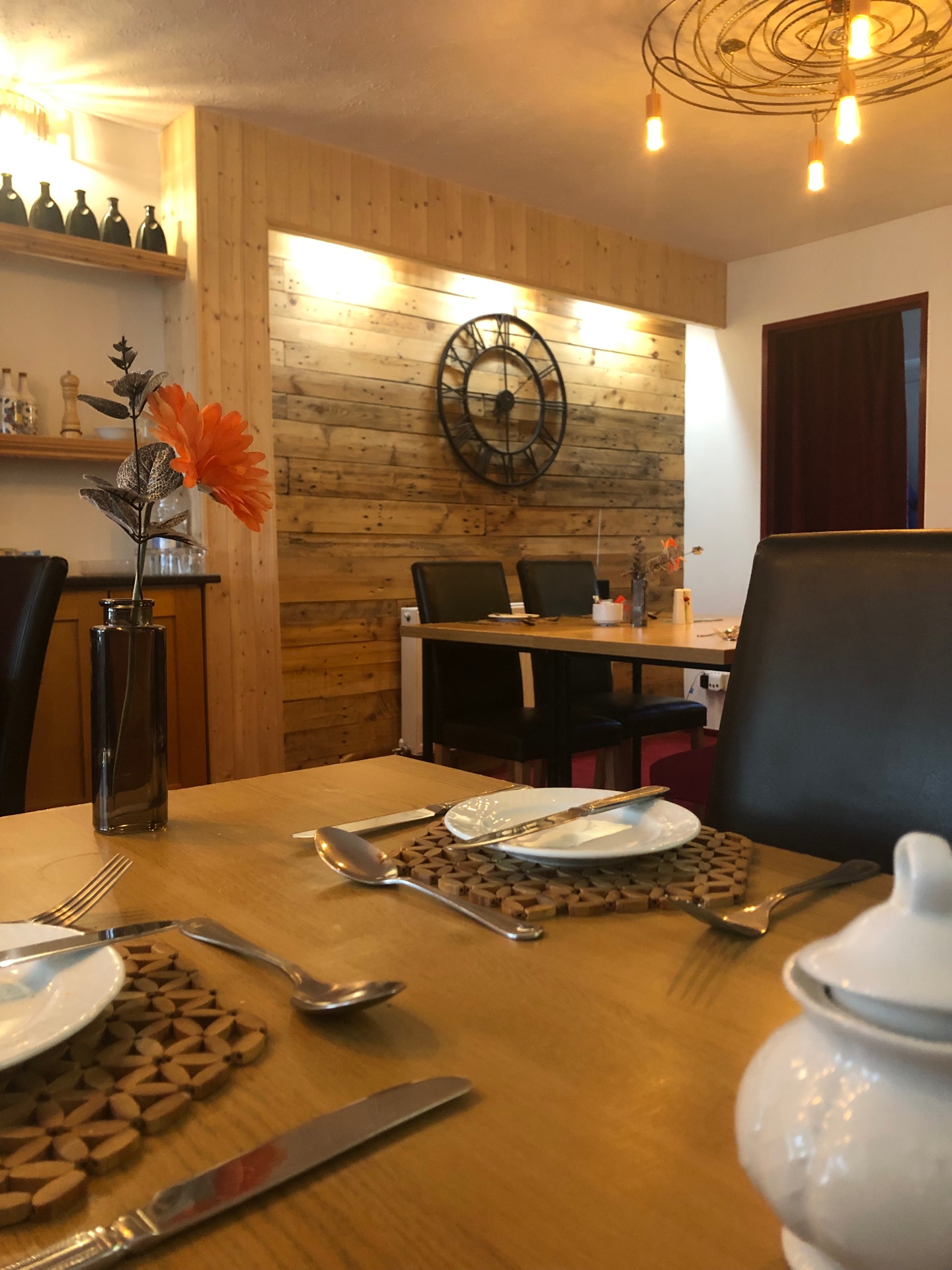 Reclaimed-timber breakfast room set for service at Walkden House